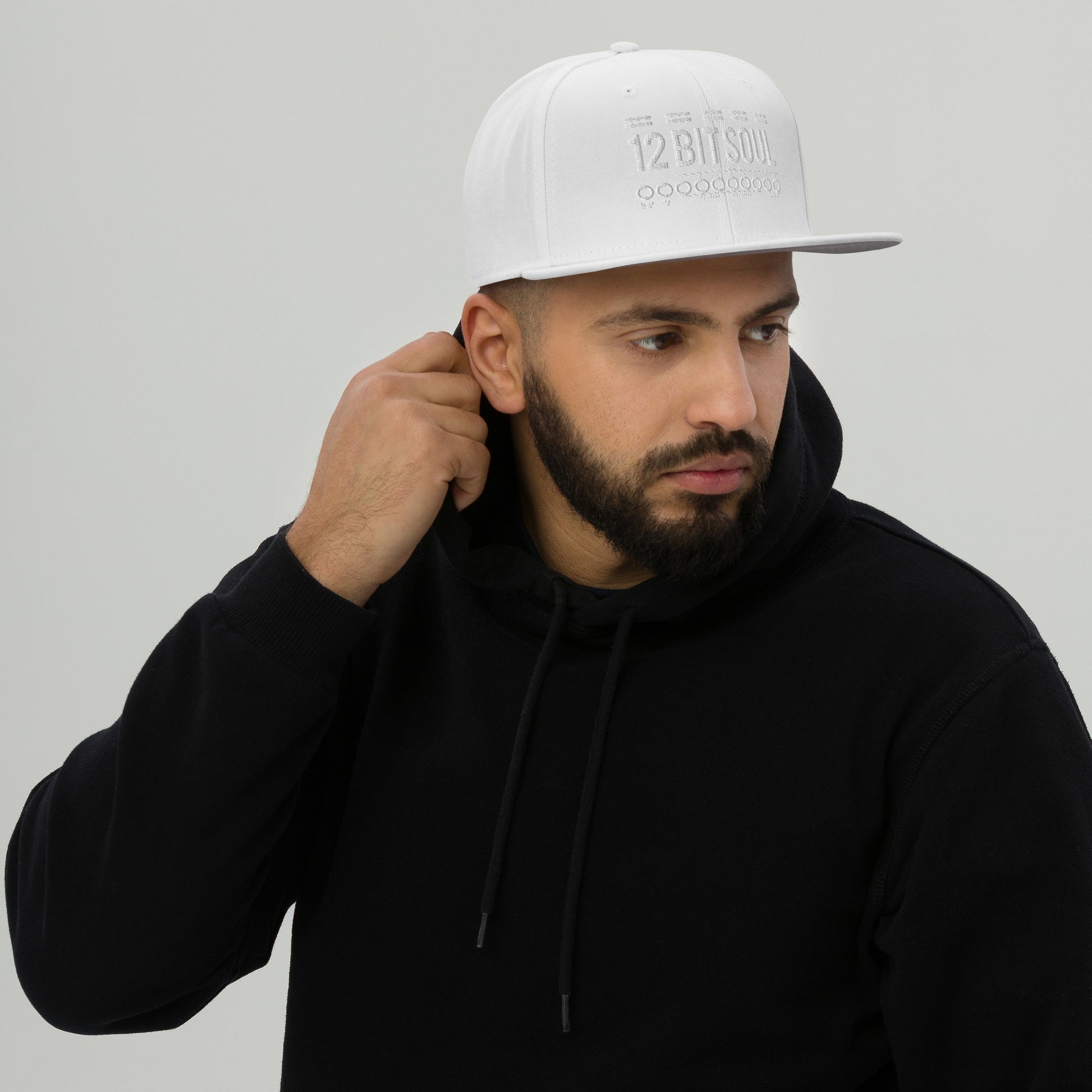 snapback-white-front